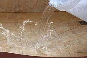 沧县漏水维修 免砸砖防水材料该如何施工
